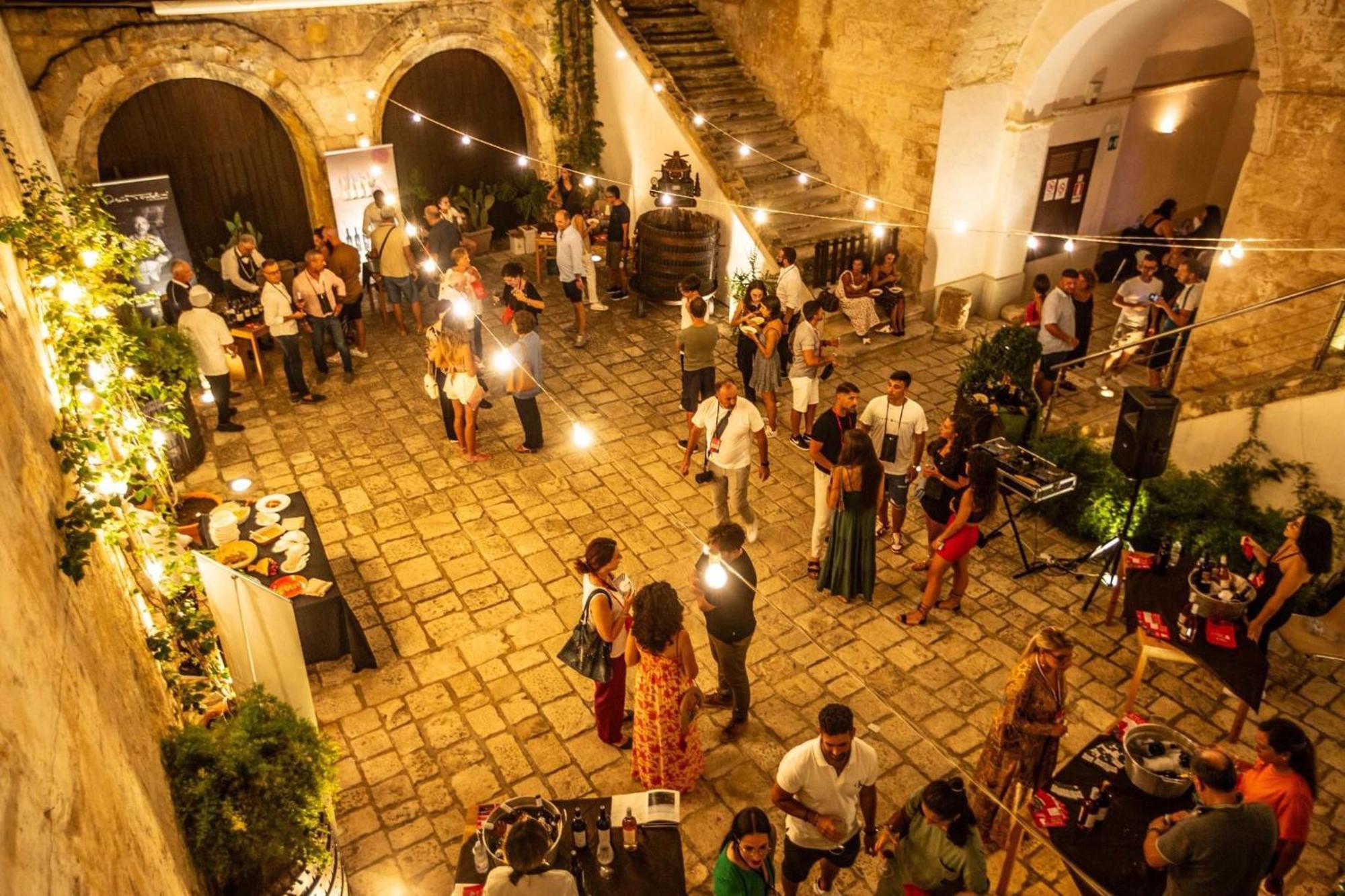 B&B Nanze' E Rete' - Esperienze Pugliesi Carosino Dış mekan fotoğraf